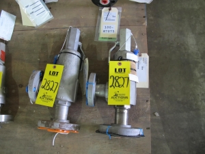 LOT (2) VALVES, RELIEF TYPE, 1-1/2" X 1-1/2" SIZE, 1085 PSIG SET PRESSURE RATING, SA351 GR. CF8M SST BASE . CYLINDER, SST DISC INSERT / DISC HOLDER / GUIDE, CARBON STL FLANGES, FLANGED CONNECTIONS, 1-1/2" 600# ANSI RF INLET FLANGE X 1-1/2" 150# ANSI RF OUTLET FLANGE, 17-7PH SST SPRING, SA351 SPECIFICATION, . CROSBY STYLE 9721847E, PART # 9721847E (W-51) LOADING & HANDLING FEE $15-